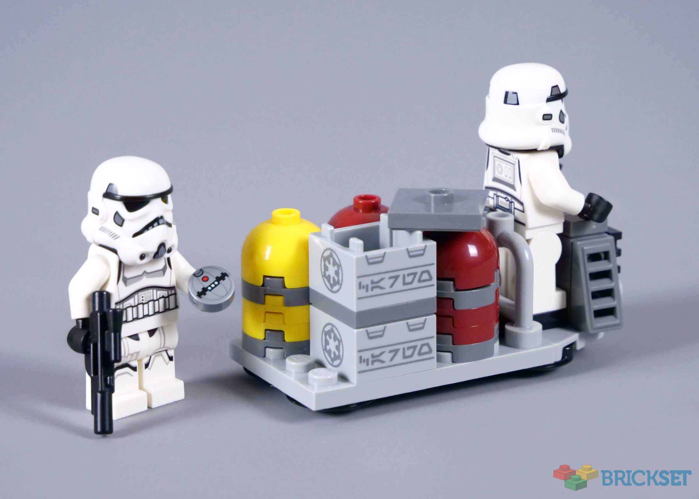 LEGO Star Wars 40771 TIE Fighter with Imperial Hangar Rack review